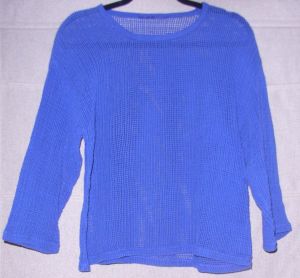 Blue-loose-knit-sweater-front